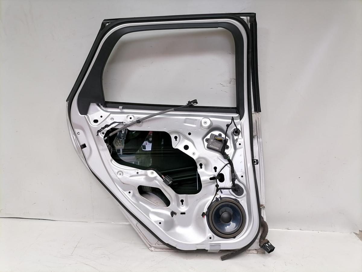 Ford Focus 3 original T&uuml;r hinten links Polar Silber Kombi Rohbau Bj.2013